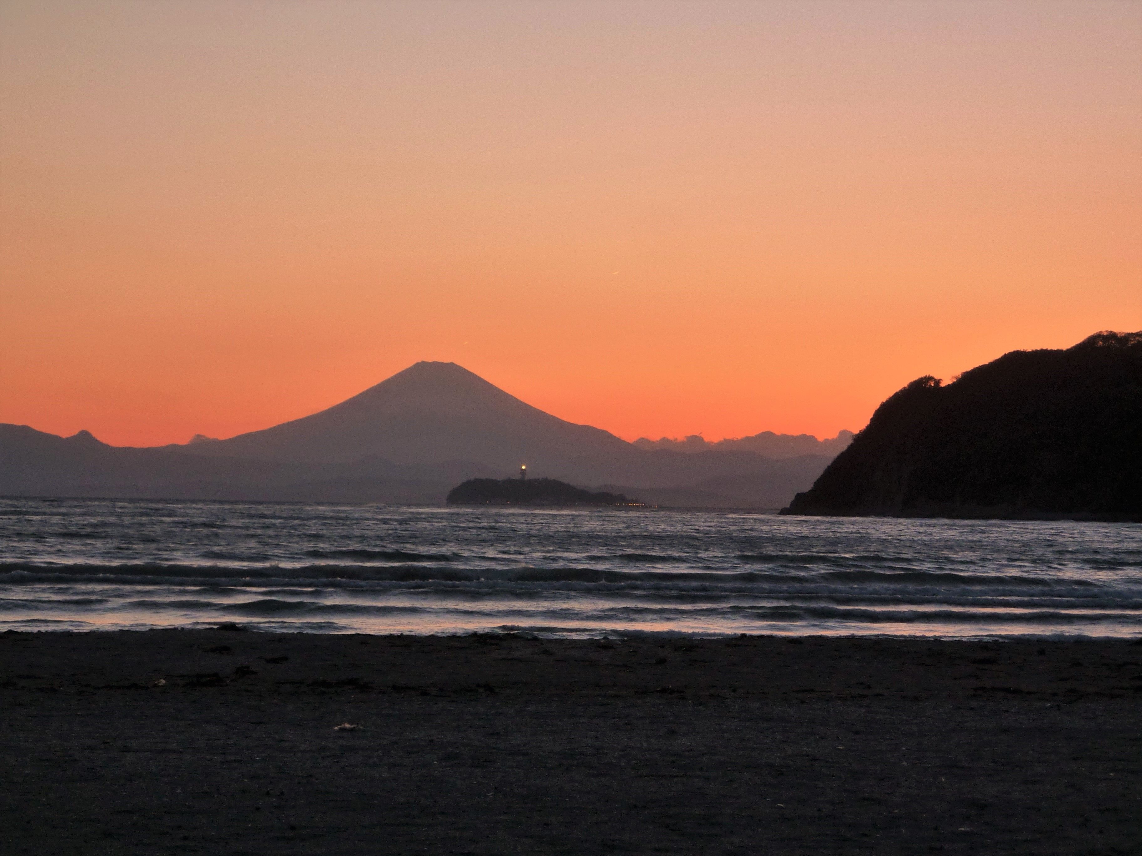 🏖️ 즈시 해안 해수욕장(즈시카이간카이스이요쿠조) 이미지 6